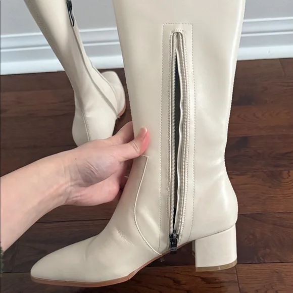 BN Women's Knee High Cream Leather Boots with Pointed Toe - Picture 7 of 8